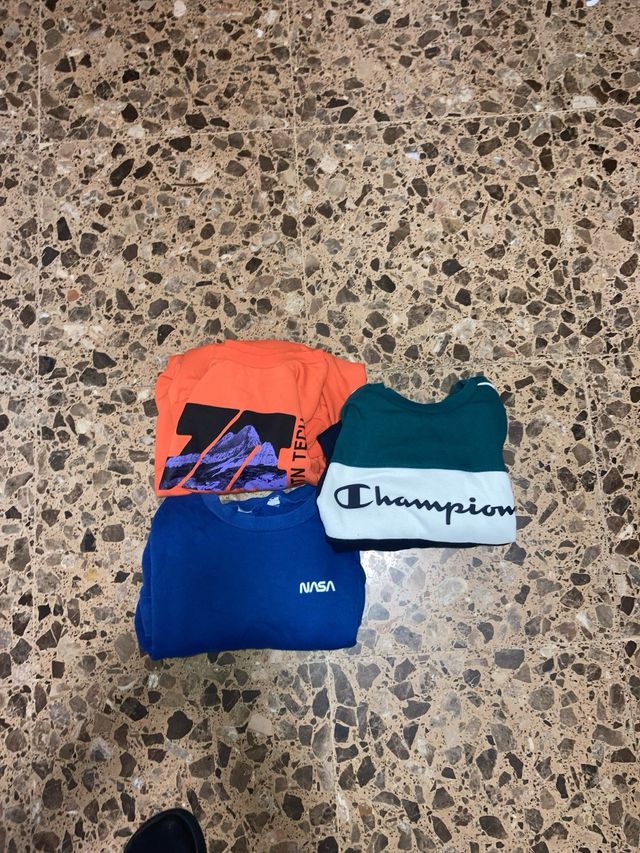 Lote Ropa Champion NASA Talla M