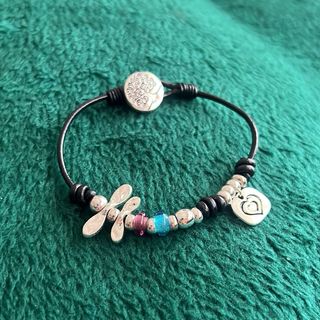 Pulsera libelula estilo Uno de 50  