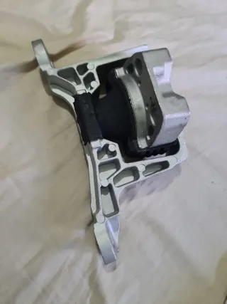Soporte motor Volvo