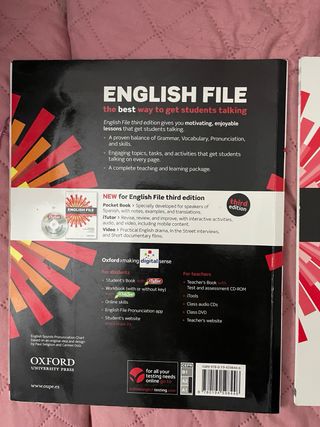 libro inglés ENGLISH FILE
Elementary Student's Boo