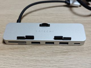 Satechi USB-C Clamp Hub para iMac