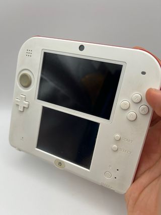 Nintendo 2DS Bianco e rosso , leggere descrizione 