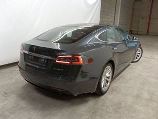 Tesla Model  S Autonomía Estándar 4WD
