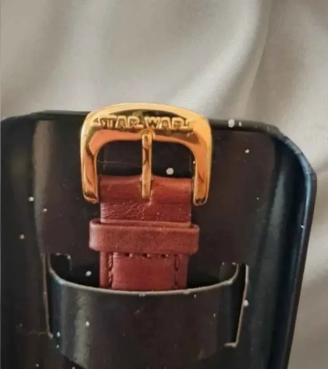 Reloj Star Wars C-3PO Edición Limitada