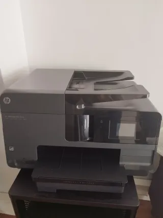 Impresora y escáner HP OfficeJet Pro 8015