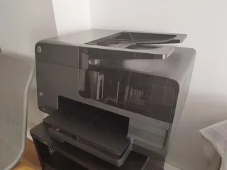 Impresora y escáner HP OfficeJet Pro 8015