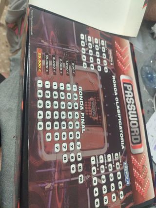 Juego de mesa Password