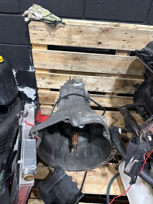Caja Cambios BMW 325i E30 M20