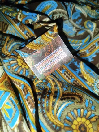 Vestito scollato made in India Bohemian fascion 
