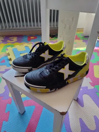 ¡¡¡ ZAPATILLAS FÚTBOL SALA MUNICH NIÑO !!!