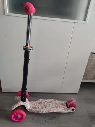 Patinete plegable de 3 ruedas para niña 