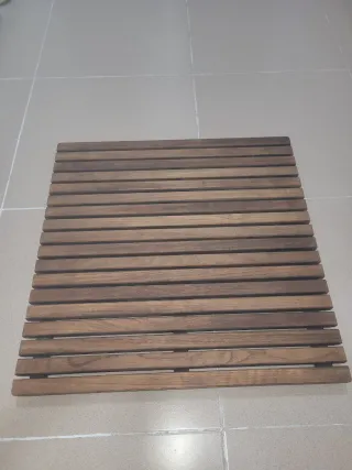 Tarima de madera de teca