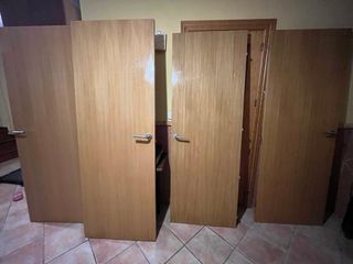 Puertas de madera completas