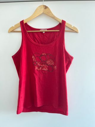 Camiseta tirantes Massimo Dutti roja con pedrería