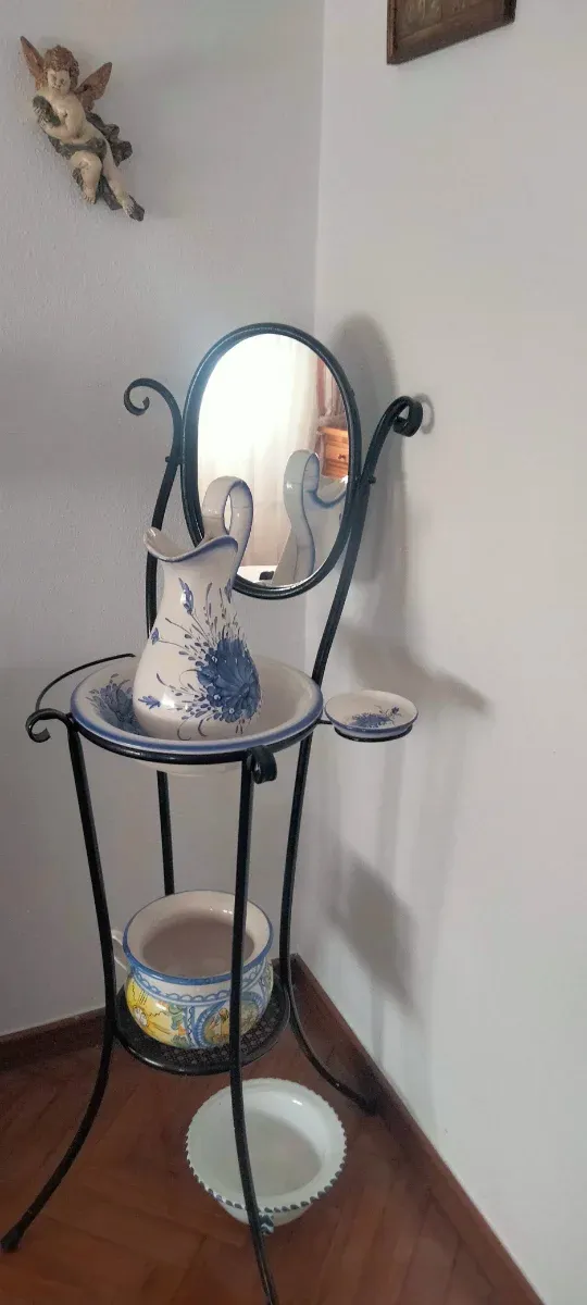 Palangana con espejo de cerámica