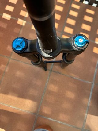 Horquilla FOX 36 performance  27.5 