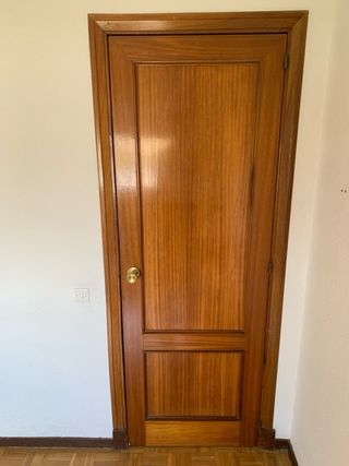 3 Puertas madera años 70
