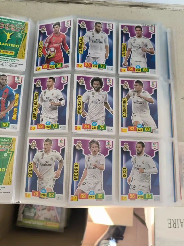 ADRENALYN XL LaLiga Santander 2018-19