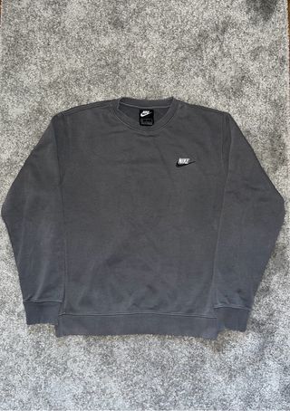 Sudadera Nike gris vintage logo bordado