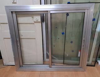 Ventana corredera de aluminio