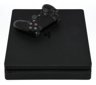 Consola PS4 Slim 1TB + Mando Negro