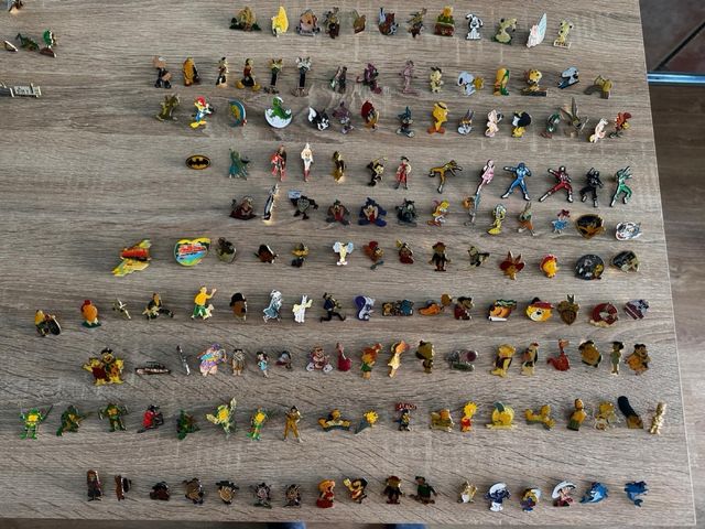 Colección de Pines Variados