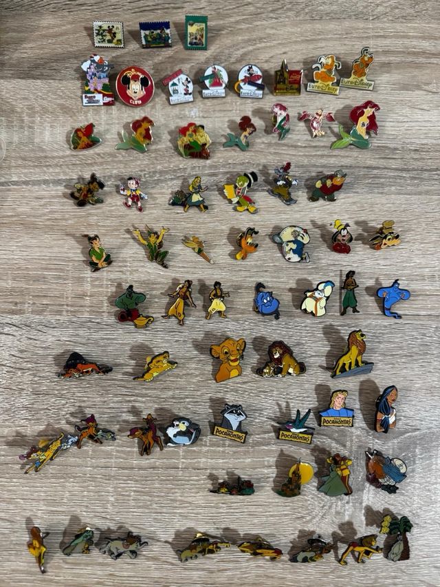 Colección de Pines Variados