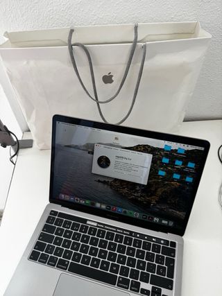 MacBook Pro 13” 2020 Plata