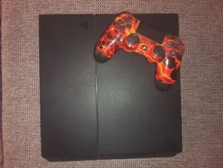 PS4 (PlayStation 4) Negra con Mando personalizado 