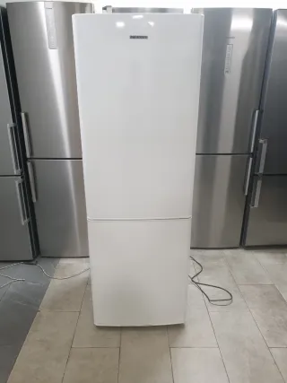 Nevera Samsung 177x60cm A+ no Frost con Garantía 