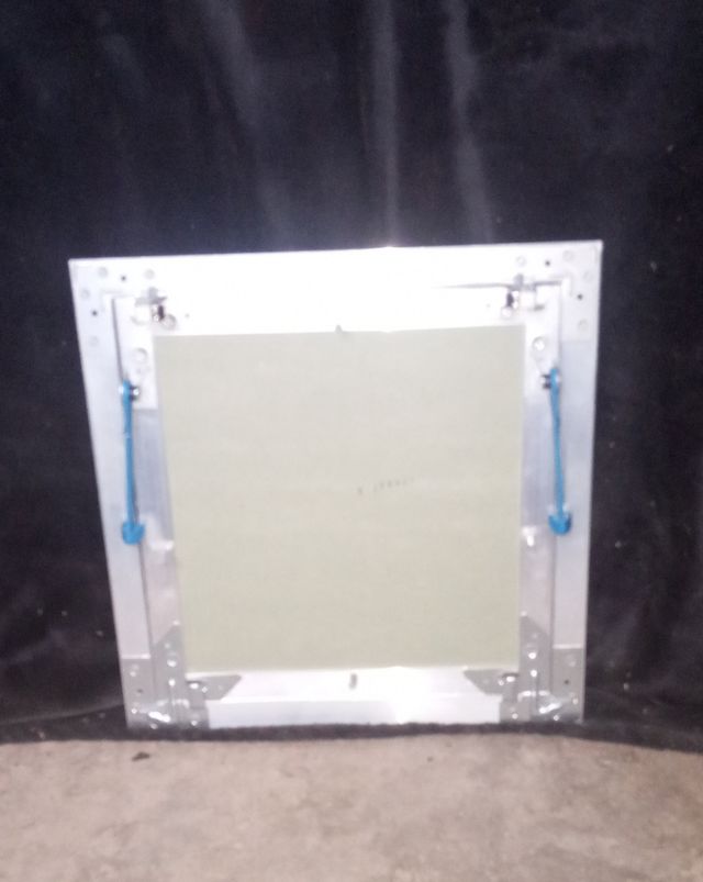 Trampilla de acesso - 30x30 cm
