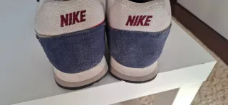 Zapatillas Nike Azul y Blanco TALLA 41
