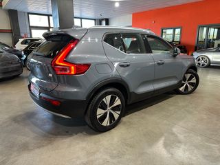Volvo XC40 2.0 B4 G AWD Inscription Auto