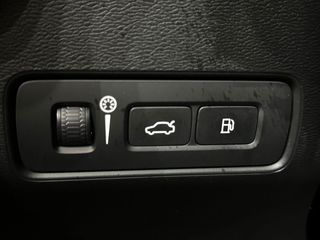 Volvo XC40 2.0 B4 G AWD Inscription Auto