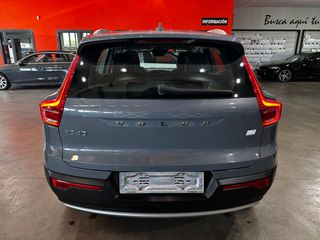 Volvo XC40 2.0 B4 G AWD Inscription Auto