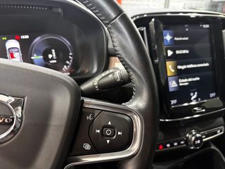 Volvo XC40 2.0 B4 G AWD Inscription Auto