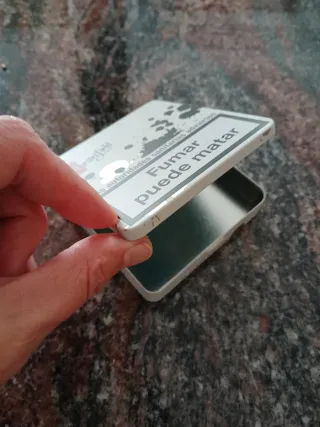 Caja Metálica Chesterfield