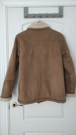 Chaqueta de ante con borreguito