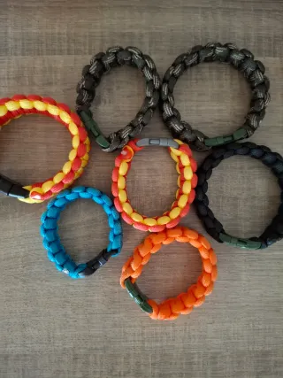 Pulseras Paracord Multiusos