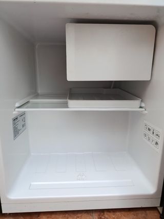Mini Frigorífico Negro MPM