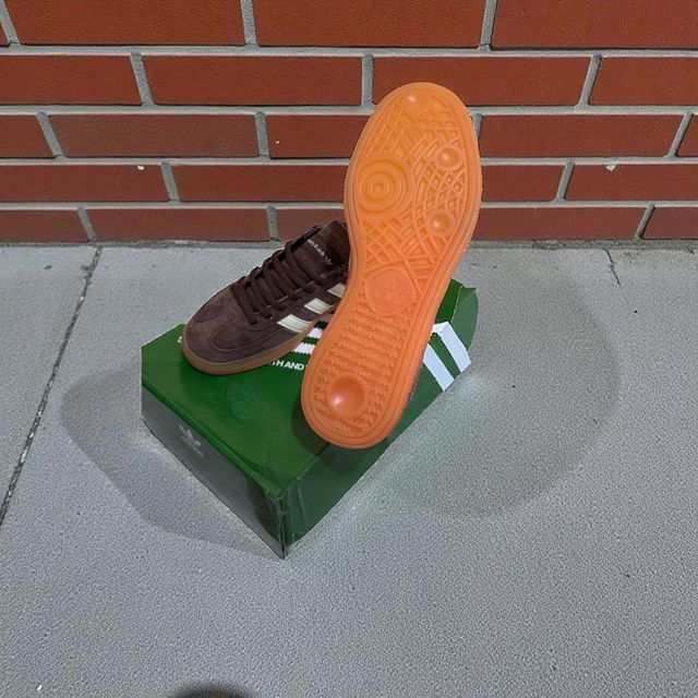 Adidas Handball Spezial x Sporty & Rich Marrón