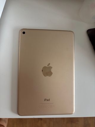 iPad Mini 4 Dorado