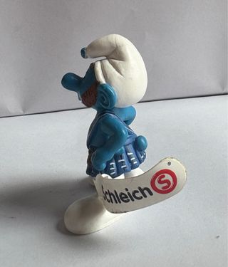 Figura Pitufo Valiente 