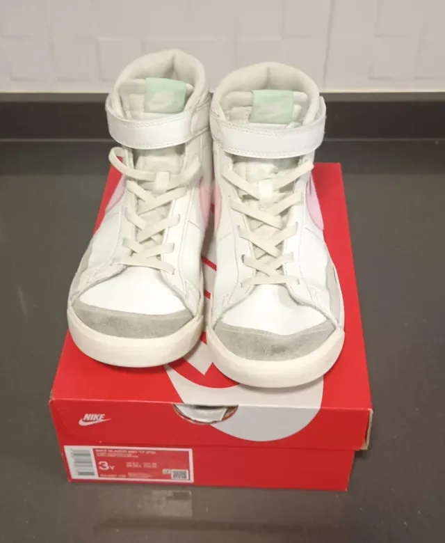 Nike Blazer Mid '77 Talla 35