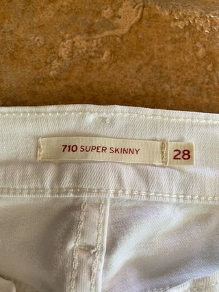 Pantalón pitillo mujer blanco 