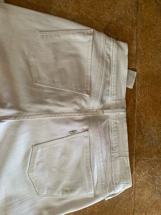 Pantalón pitillo mujer blanco 