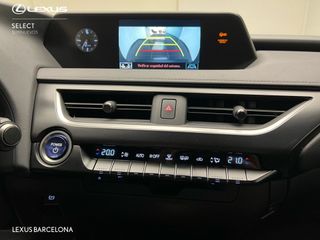 Lexus UX250h BUSINESS 2021 REF 4724