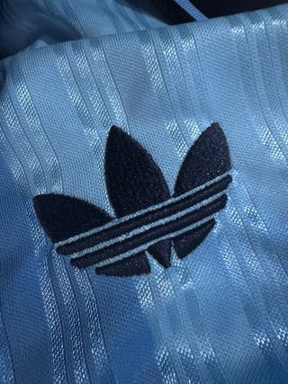 Camiseta Adidas Oasis 25