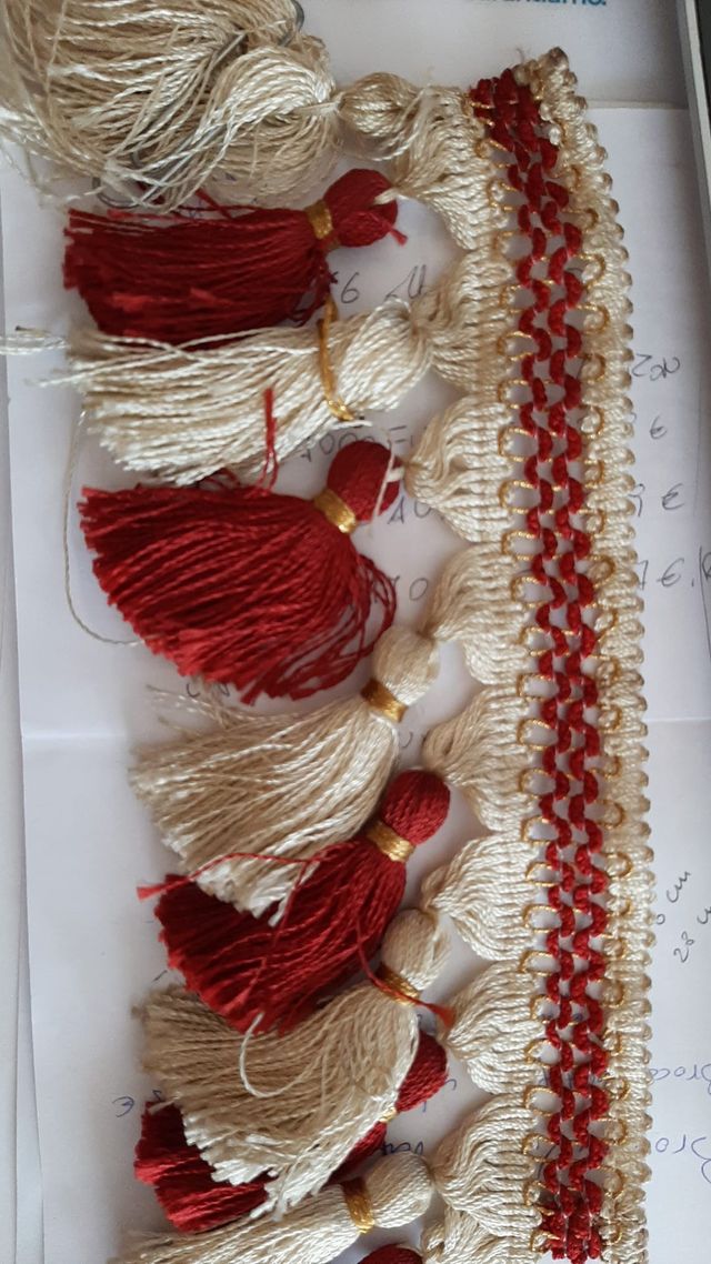 Runner vintage ricamato floreale