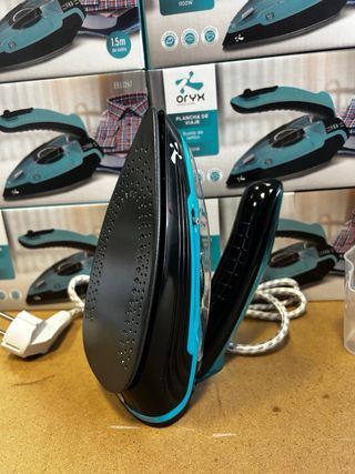Plancha de Viaje Oryx 1100W Teflón